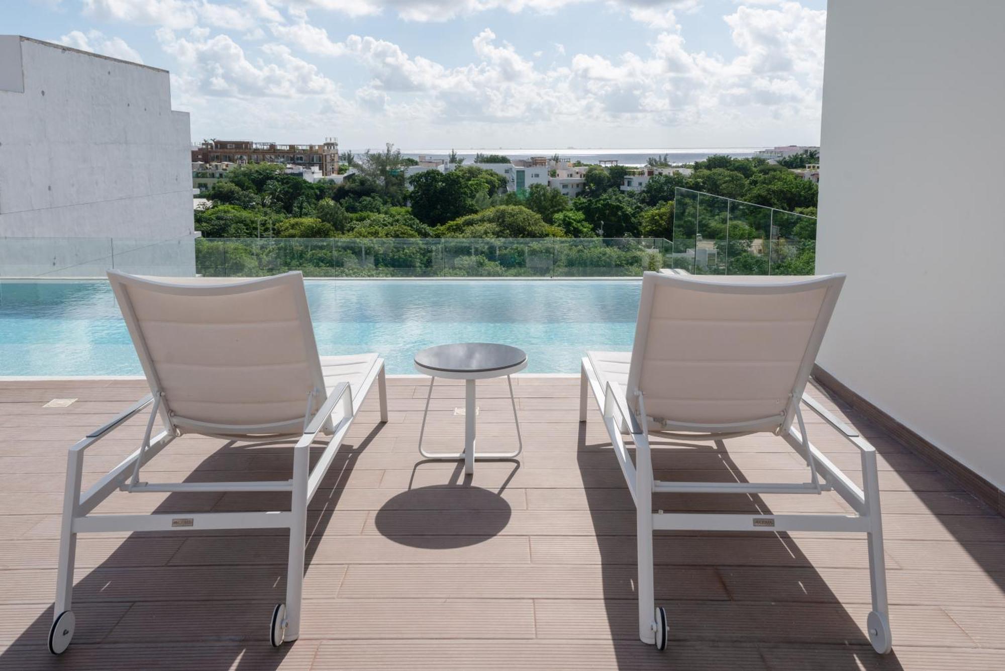 With Rooftop Pool, Gym - At L - Lidia Apartamento *